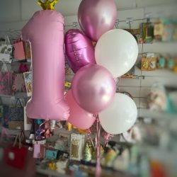 Шары с цифрами нам годик